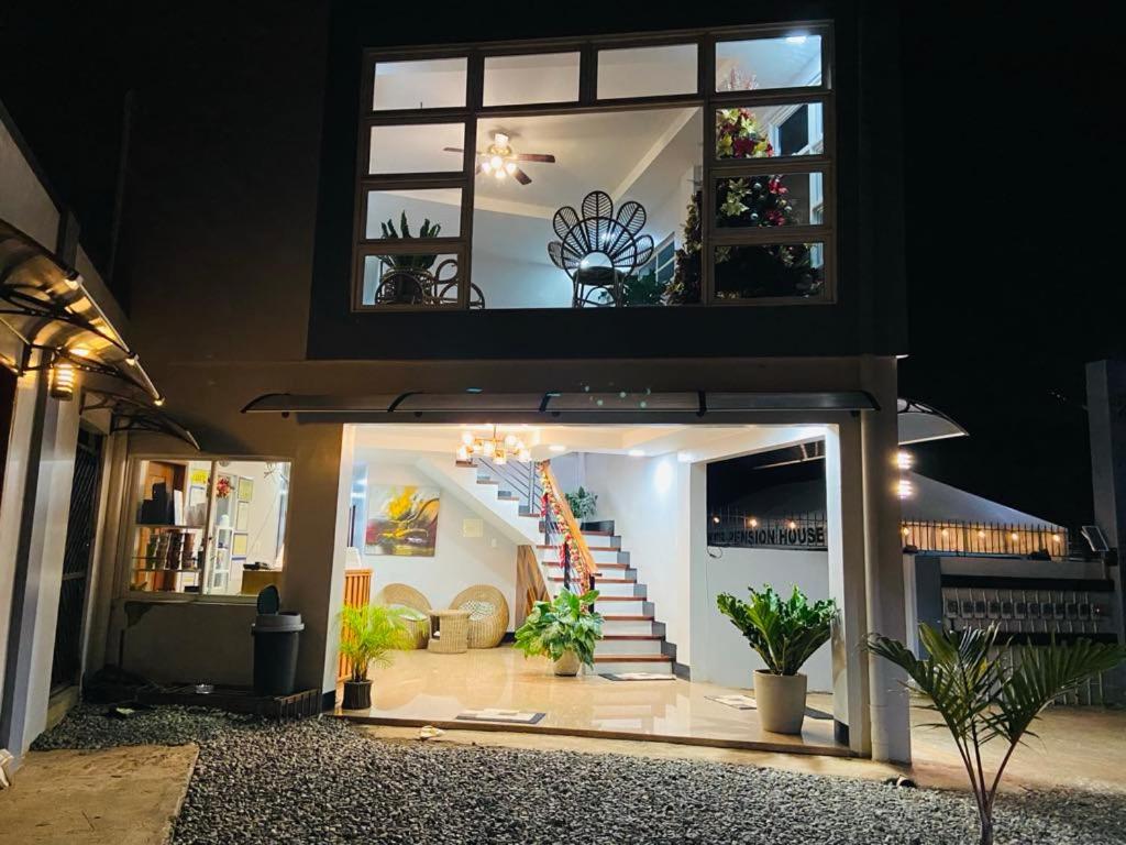 Mongki'S Pensionhouse 푸에르토프린세사 외부 사진
